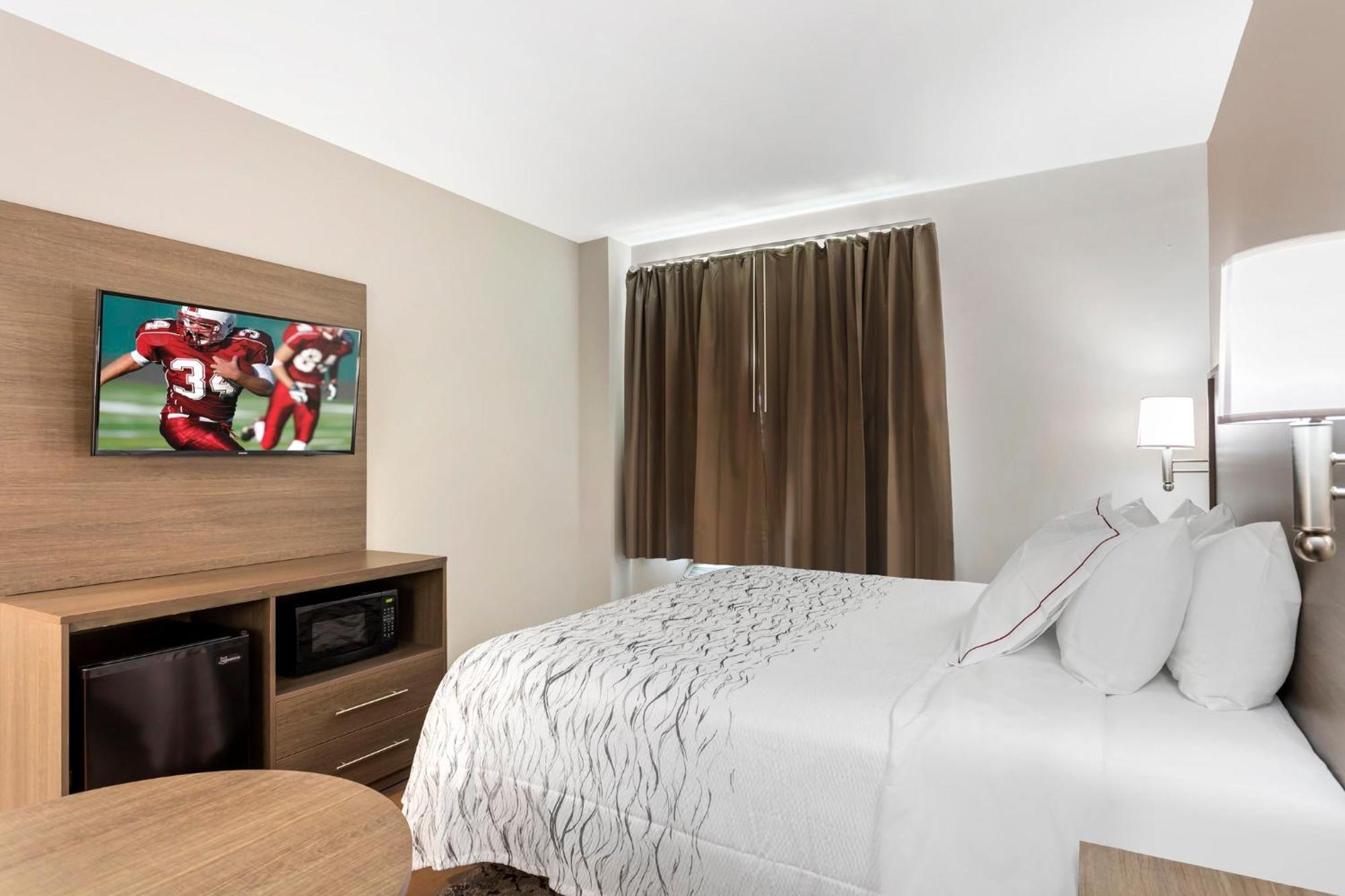 ניו יורק Red Roof Inn Plus Jamaica, Ny - Jfk Airport מראה חיצוני תמונה