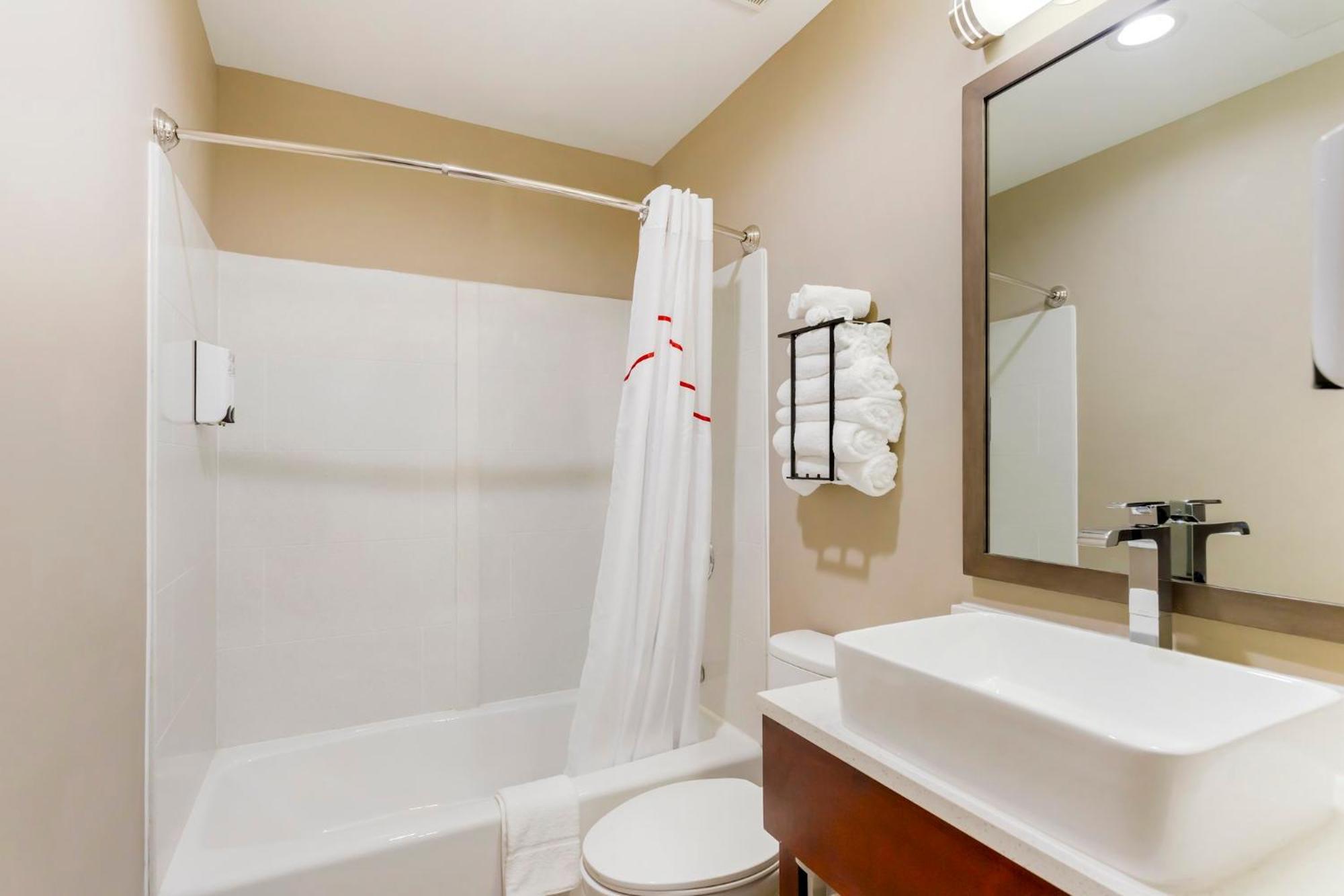 ניו יורק Red Roof Inn Plus Jamaica, Ny - Jfk Airport מראה חיצוני תמונה
